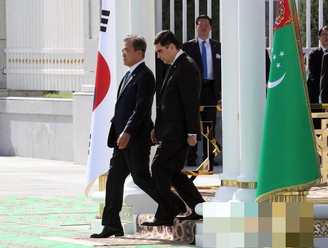 문재인 대통령,투르크메니스탄 대통령과 정상회담_6.jpeg