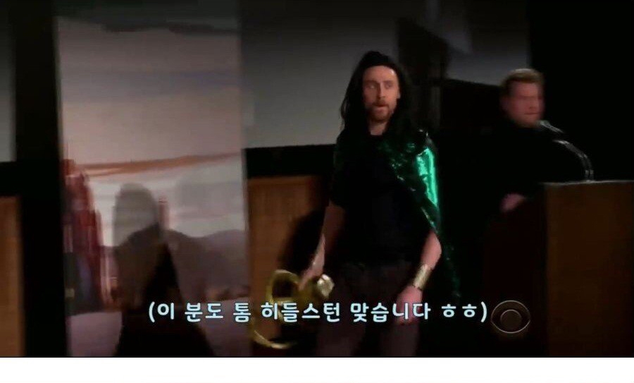 토르 라그나로크 저가 코스프레 연극_8.jpg