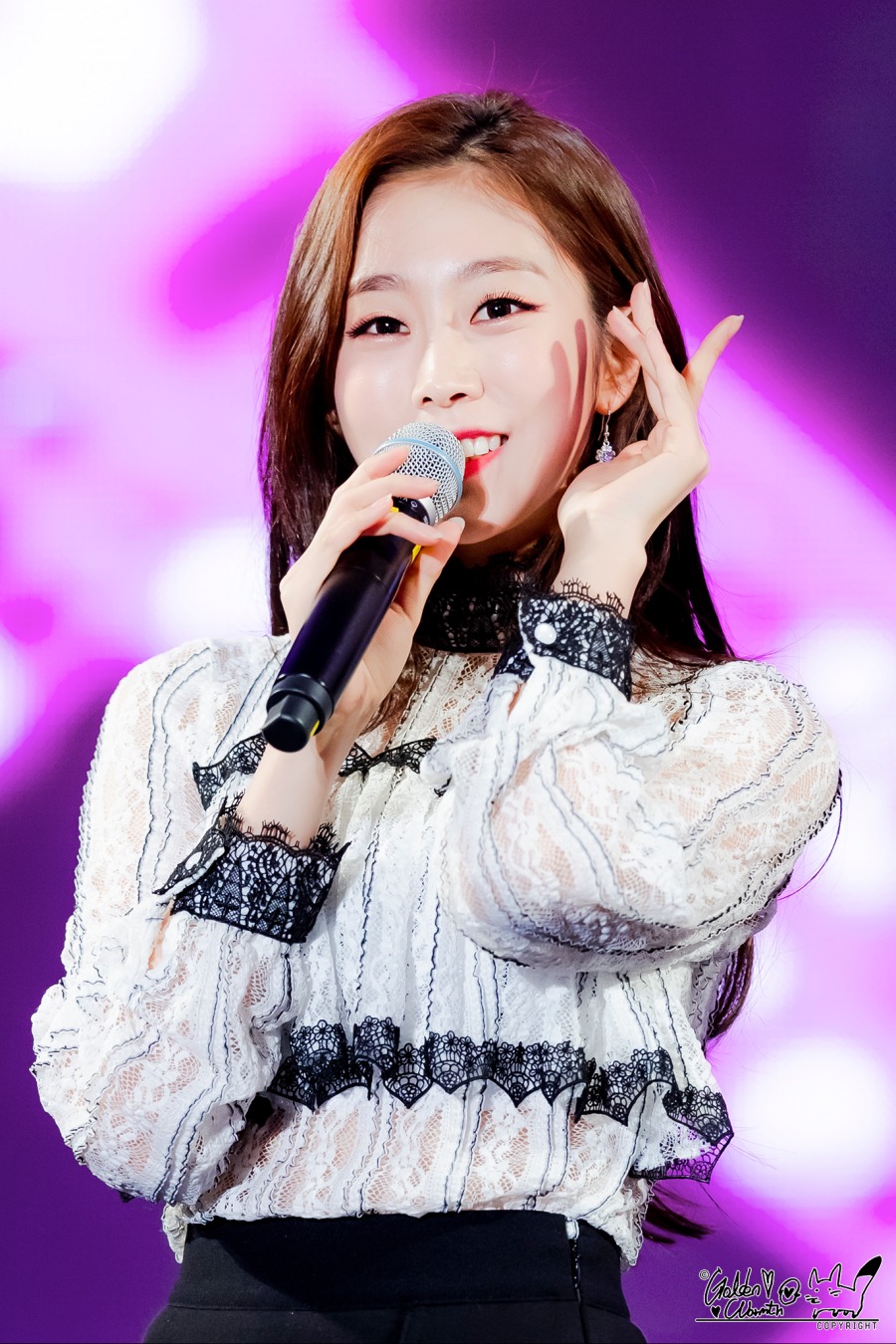 러블리즈 20190516 성주행사 by Golden_warmth 23 지수.png