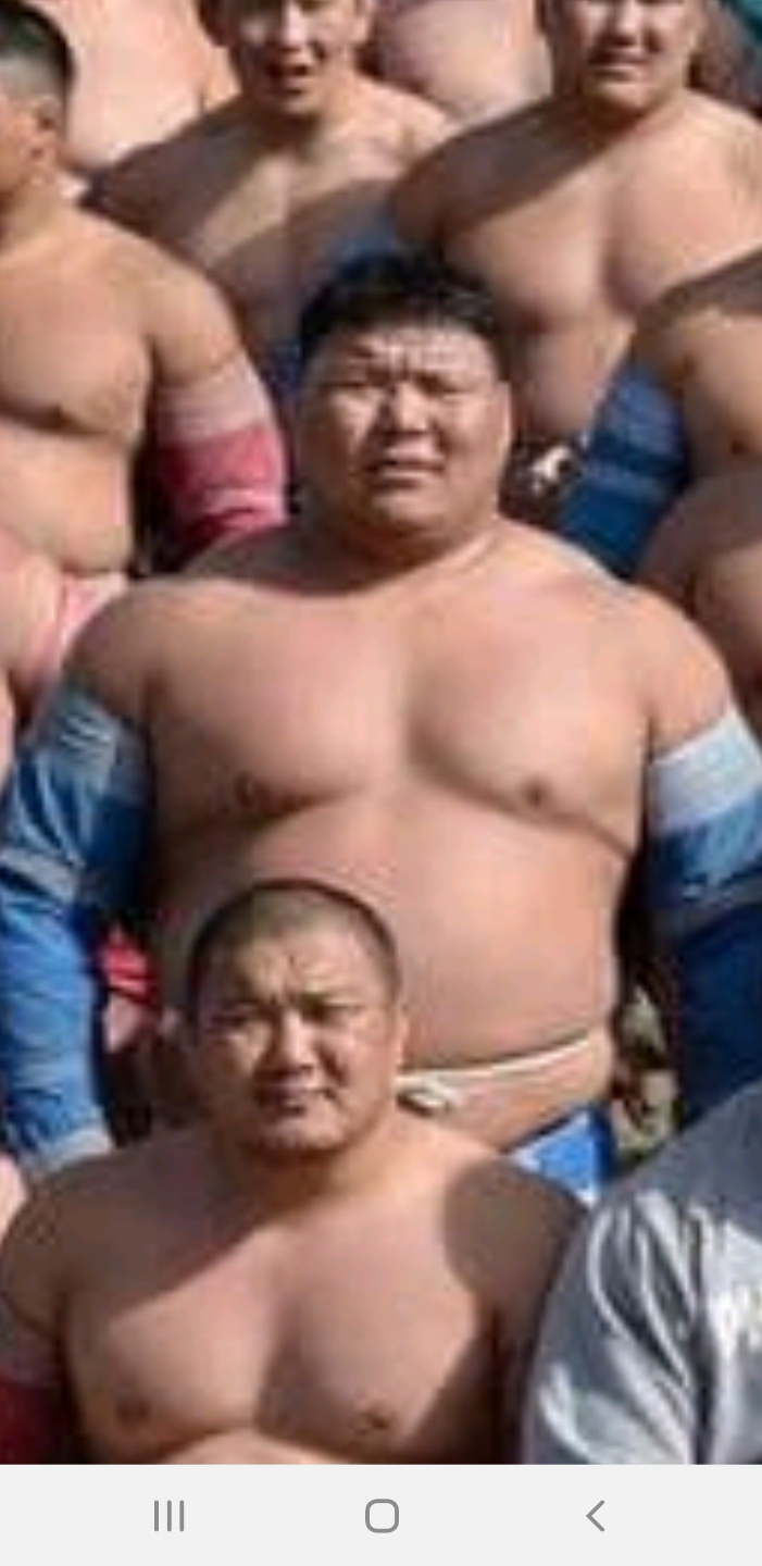 몽골 씨름 선수들.jpg_2.jpeg