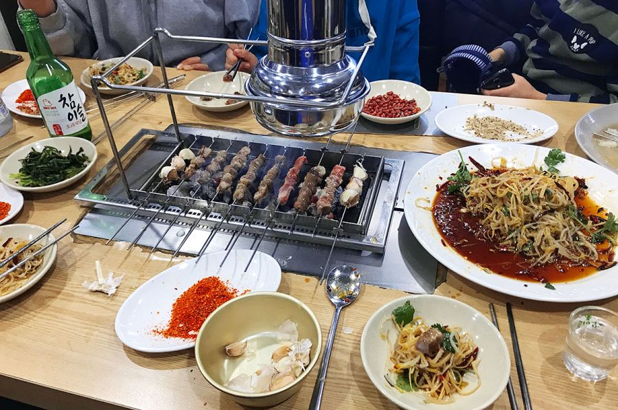 [혼술아재] 모든테이블 중국인이었던 양꼬치집에서 양꼬치를 먹었습니다 | 음식 갤러리 [혼술아재] 모든테이블 중국인이었던 양꼬치집에서... 