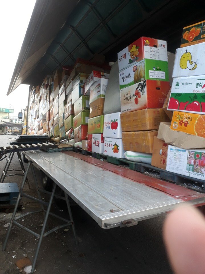 상하차 알바들이 무발기 사정하는 광경들 JPG_3.jpeg