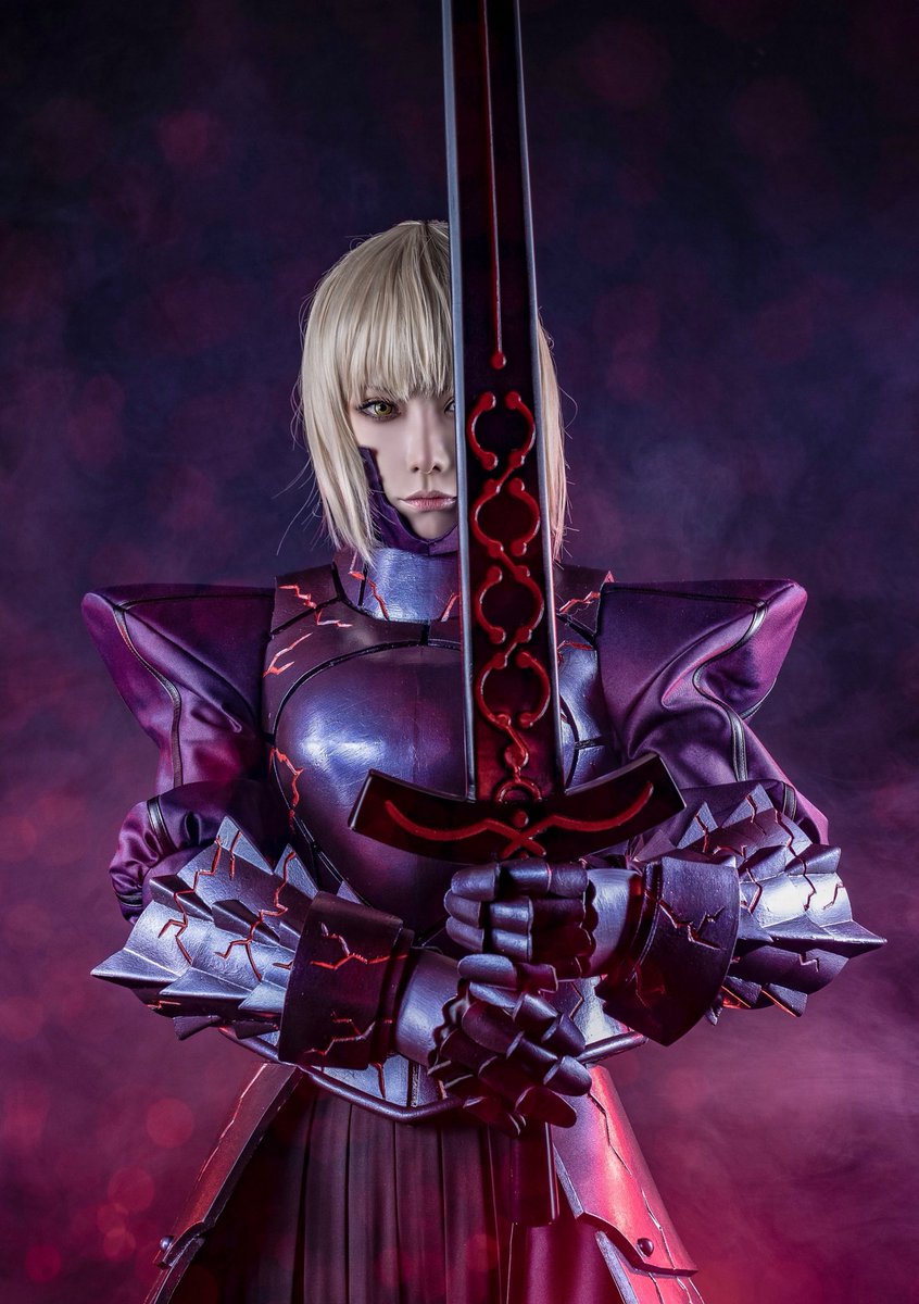 Cos Saber Alter 1.jpg