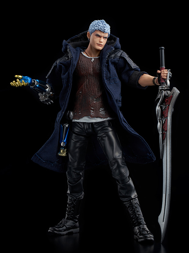 Sentinel-DMC5-Nero-Standard-004.jpg