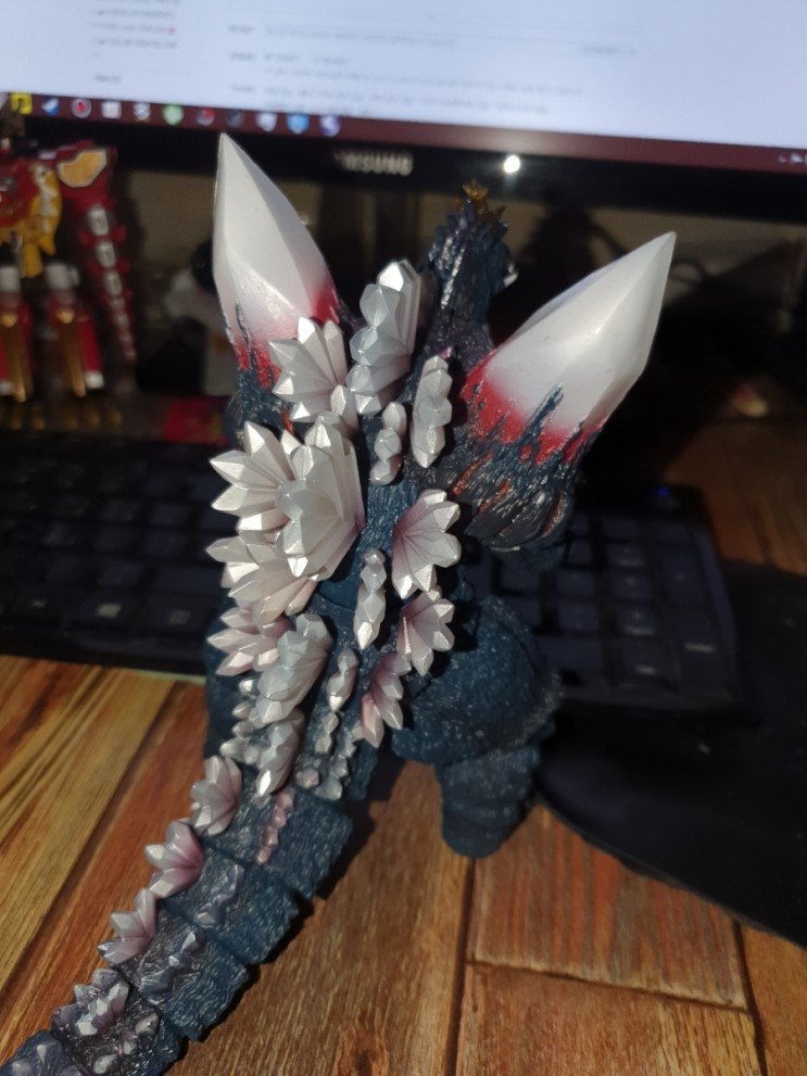 S.H 몬스터아츠 스페이스 고질라 팝니다_3.jpg