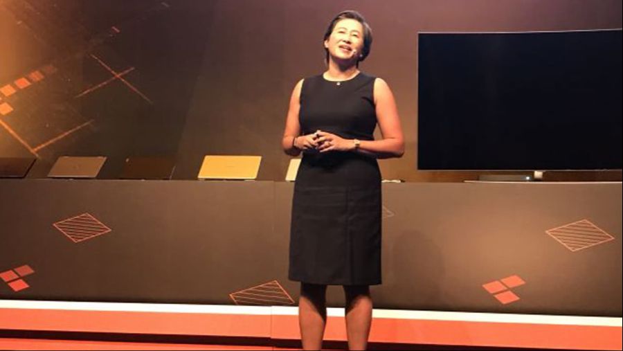 섹시한 옷 입은 여신님_2.jpg