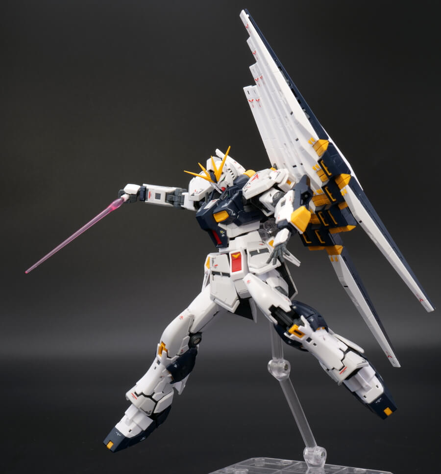 RG-NU-GUNDAM-58.jpg