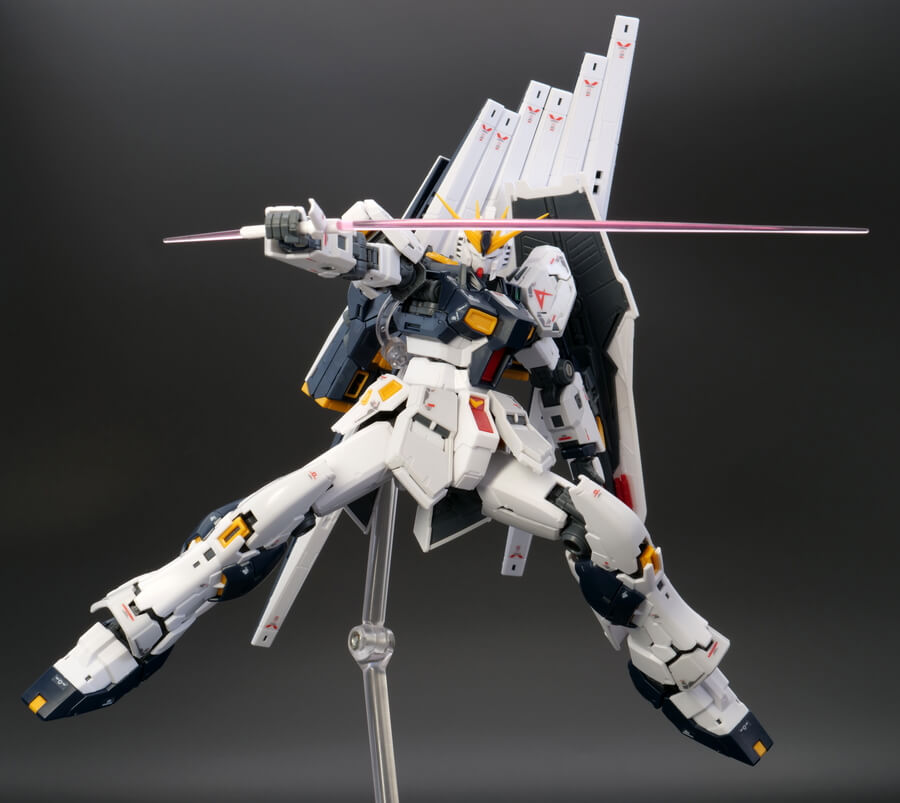 RG-NU-GUNDAM-66.jpg