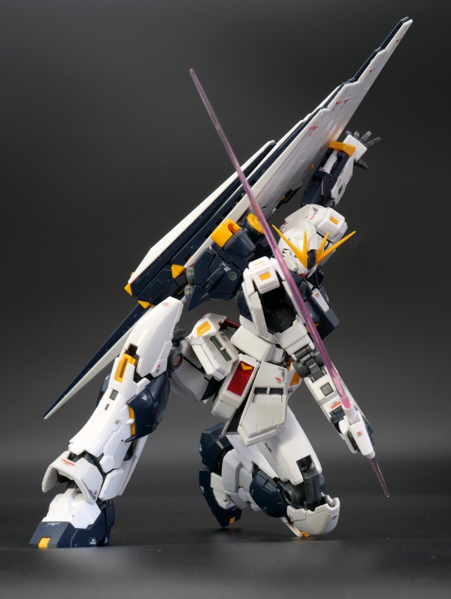 RG-NU-GUNDAM-68.jpg