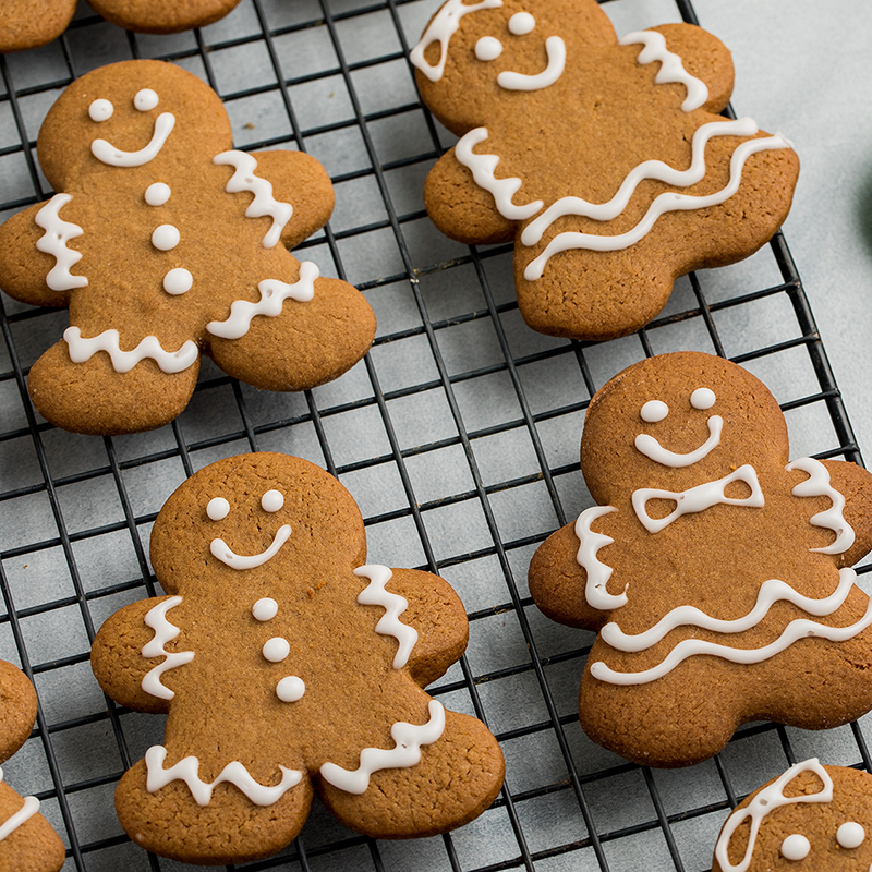 Gingerbread-Men-Cookies-800x800.png