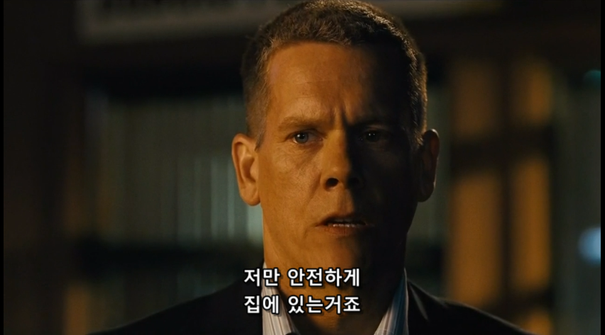 파병에서 돌아온 병사를 집에 데려다 주는 영화_21.png