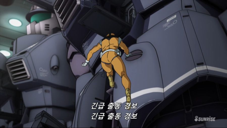 [HorribleSubs] Mobile Suit Gundam The Origin - 04 [720p].mkv_20191007_215652.832.jpg