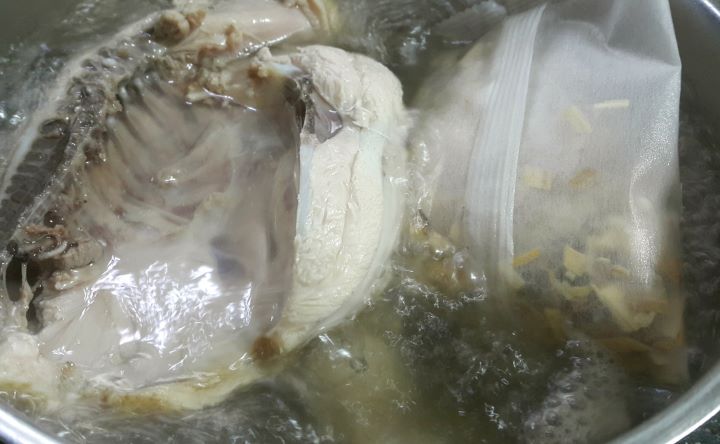 배보다 배꼽 라면 (반계탕면)_2.jpg