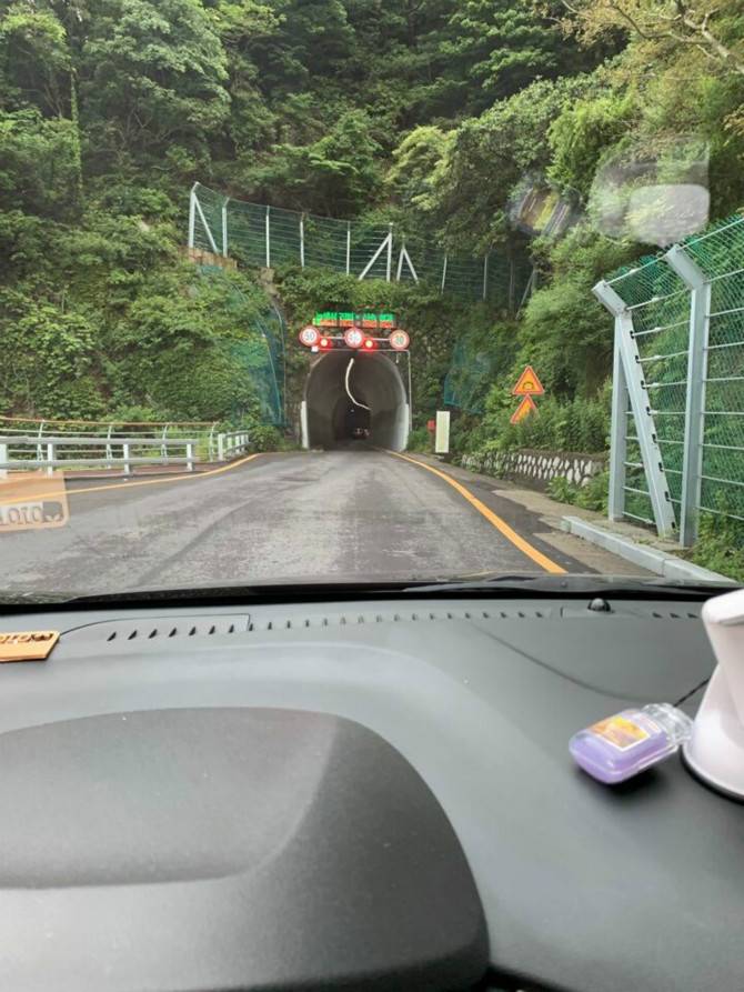 한국에 있는 특이한 터널 .jpg 1.jpg