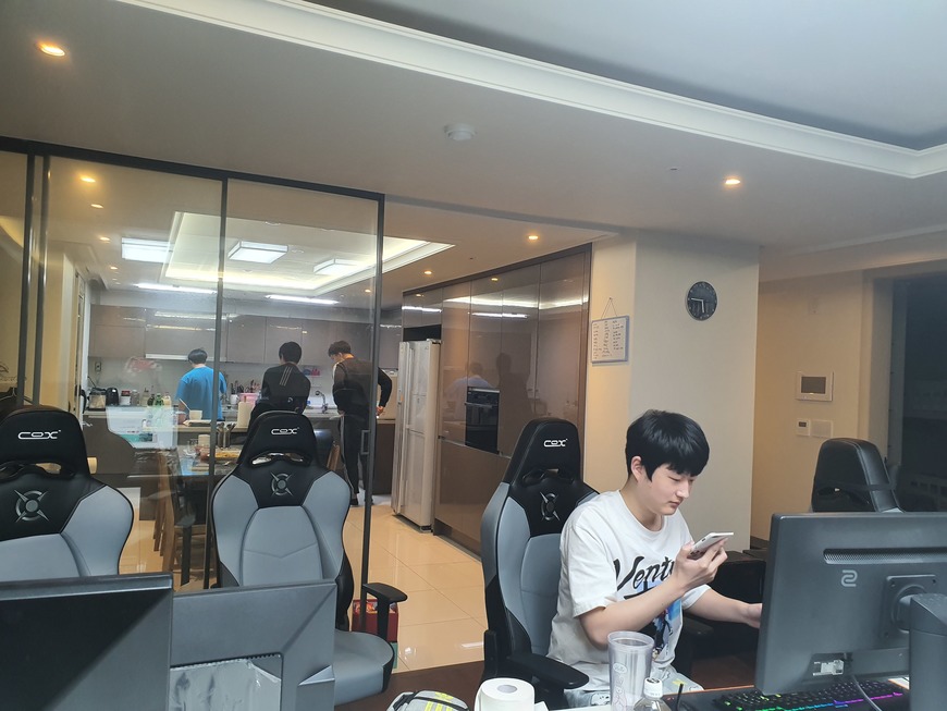 러너 트게더에 올라온 숙소 사진_1.jpg