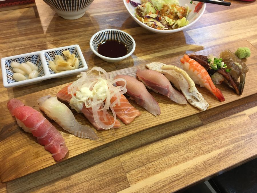 외삼촌이 직접 오픈한 성내시장 초밥식당 | 상부상조 창업 홍보 게시판 | 루리웹 모바일 외삼촌이 직접 오픈한 성내시장 초밥식당 | 상부상조 창업... 
