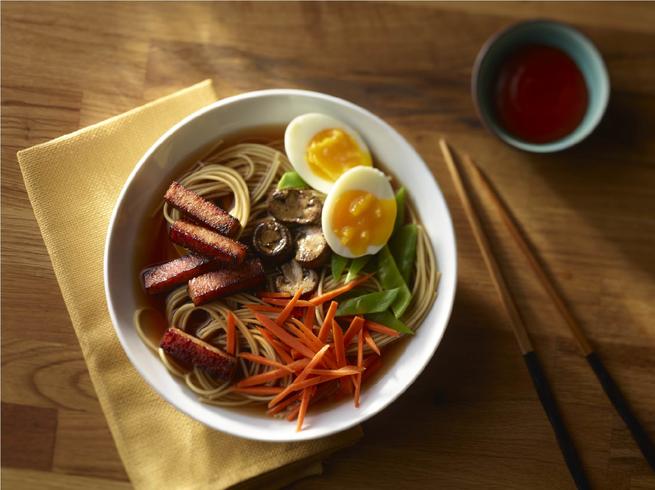 savory-spam-classic-with-ramen-655.jpg