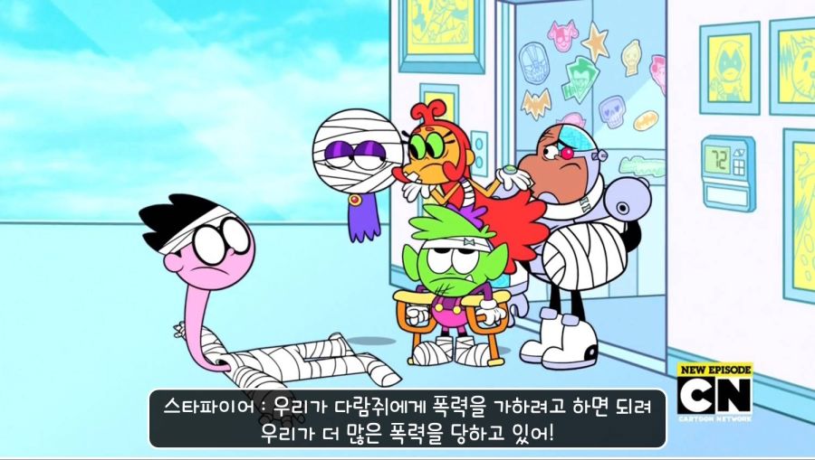 DC애니) 사회적으로 허용되는 폭력의 묘사._49.jpg