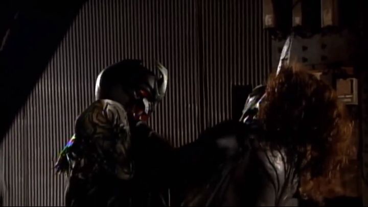 [가면라이더 쿠우가] 박쥐의 근성_72.png