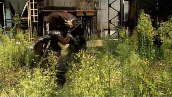 [가면라이더 쿠우가] 박쥐의 근성_80.png