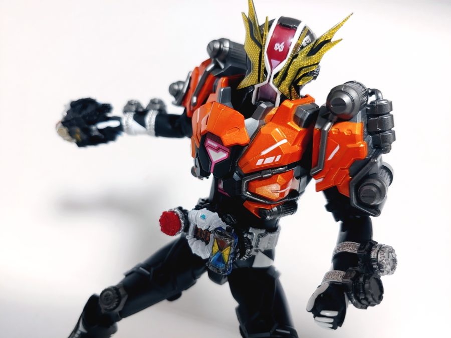 SHF 가면라이더 게이츠 리바이브 강렬_4.jpg