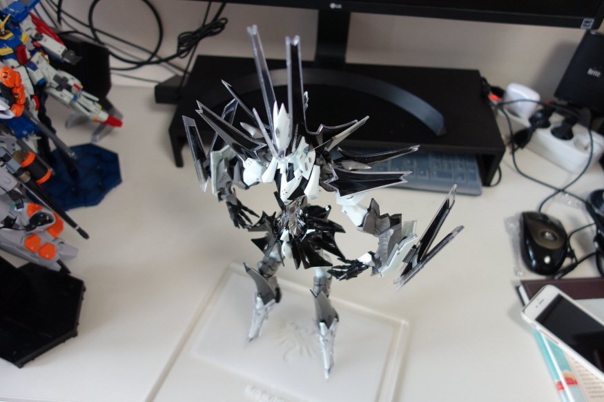 고딕메이드 카이제린 (feat. 뉴건담)_27.jpg