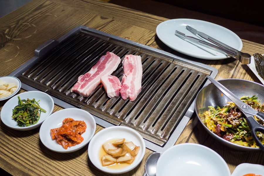 30000 대전 터미널 근처의 고깃집의 주먹고기_1.jpg