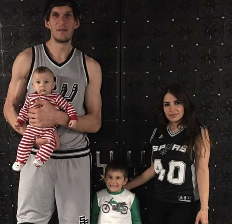 NBA 보반 마리야노비치와 그의 부인_2.jpg