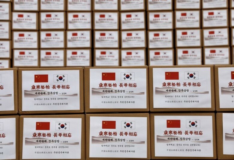 중국이 보내준 마스크 상자 글귀_2.jpg