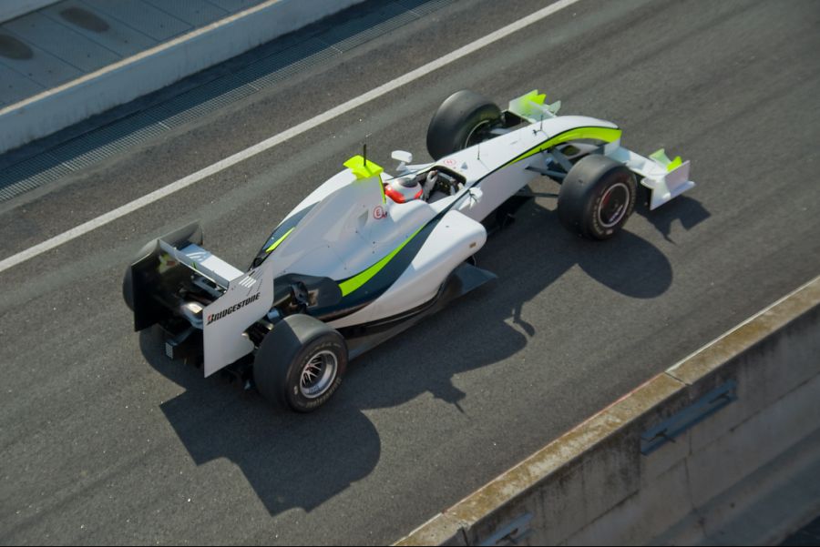 Barrichello_Barcelona_Brawn_BGP_001.jpg