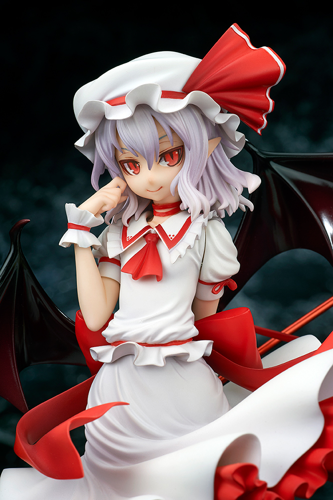 touhou_remilia_the_childish_moon_red_forever_photo_02.jpg