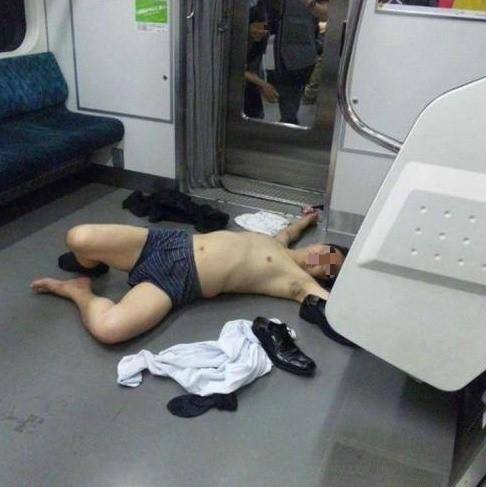 당신은 죽었습니다. 계속 진행하려면 ESC키를 누르십시오. jpg_1.jpg