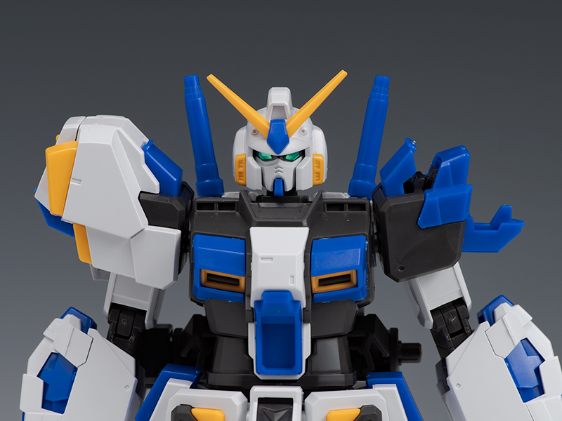 HGUC 1/144 건담 4호기 해외 리뷰_8.jpg