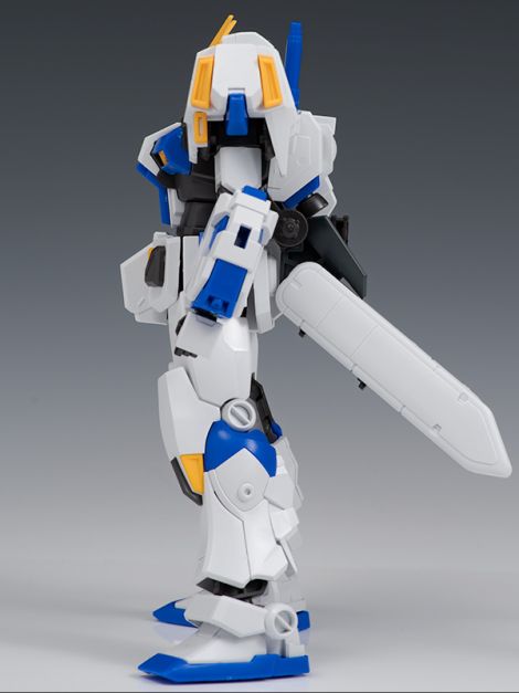 HGUC 1/144 건담 4호기 해외 리뷰_5.jpg