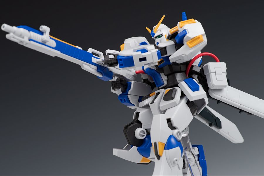 HGUC 1/144 건담 4호기 해외 리뷰_61.jpg