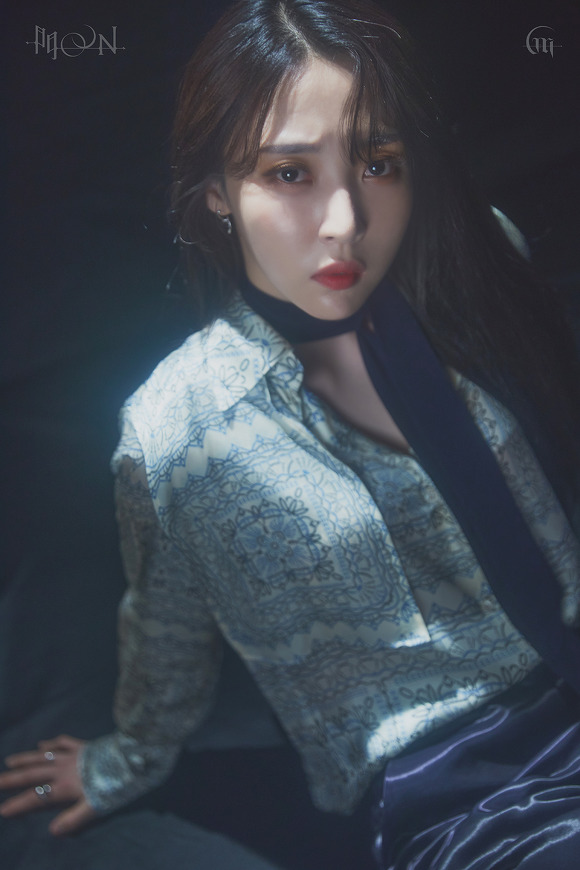 문별 1st Ontact Live [門OON] - CONCEPT PHOTO 1.jpg