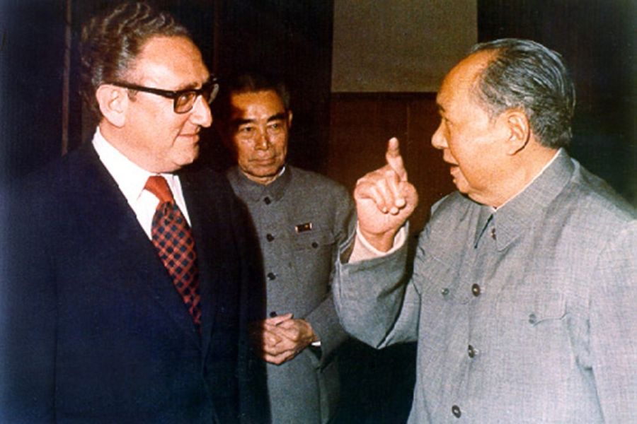 Kissinger_Mao.jpg