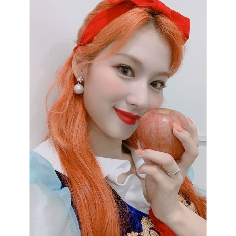 twicetagram_p_2340076237676871025_1_2340076232501071496.jpg