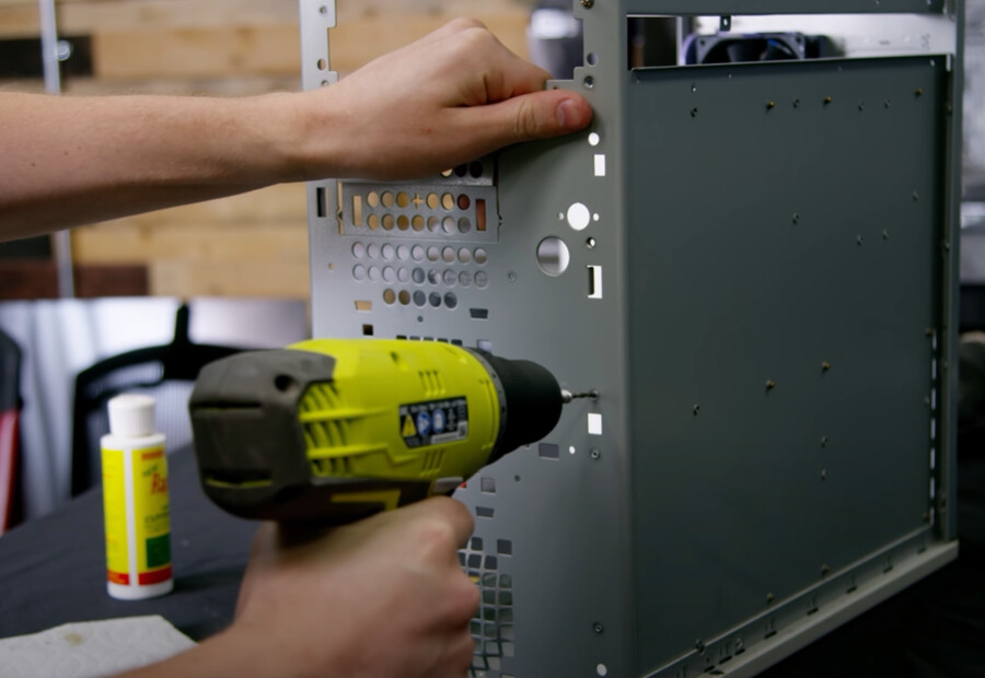 전설의 유부남 에디션 컴퓨터 제작 과정을 살펴보자_7.png