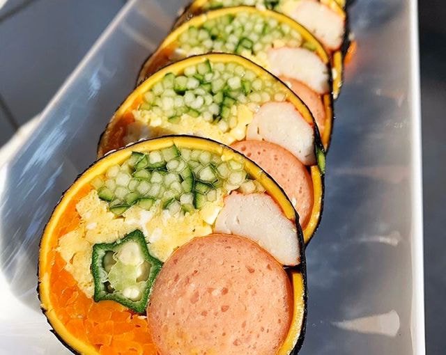 베트남에서 현지화한 김밥_4.jpg