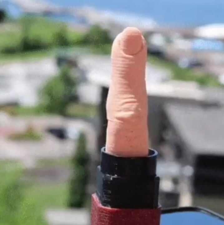 언택트용 거리두기 립스틱 ㅋㅋㅋ_1.png