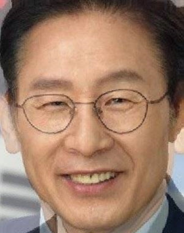 요즘 오바마가 브레이킹배드의 ㅁㅇ왕 거스 프링과 겹쳐 보인다._1.jpg