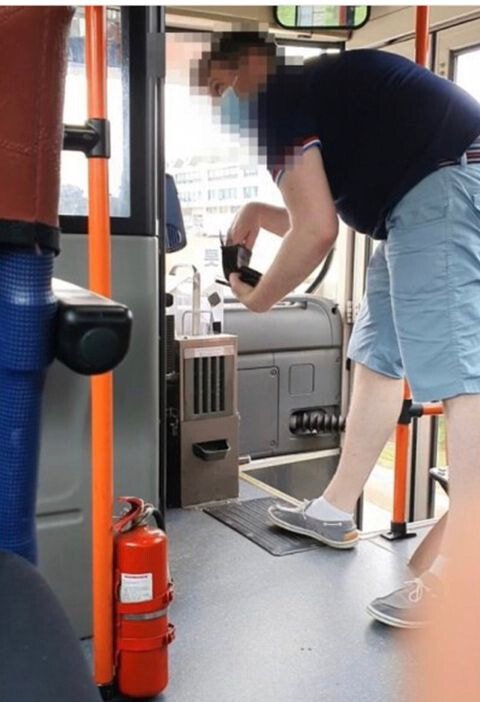 한국에서 단돈 만원으로 잭팟 터뜨린 외국인_2.jpg