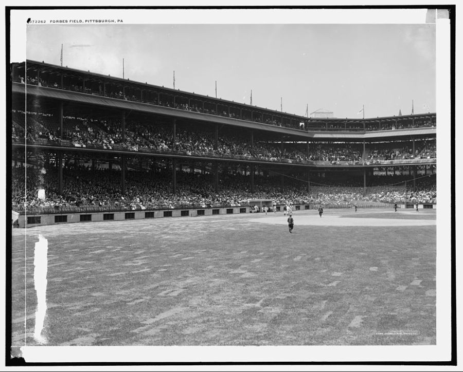 1024px-Forbes_Field_1910s_panorama-3.jpg