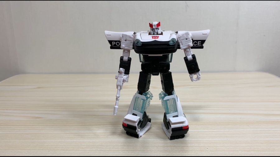 프라울_prowl_아이언하이드_ironhide_트랜스포머_transformers_하스브로_hasbro_헬로카봇_또봇_또봇v_tobot_tobotv_hellocarbot_carbot.mpeg_20201118_214908.144.jpg