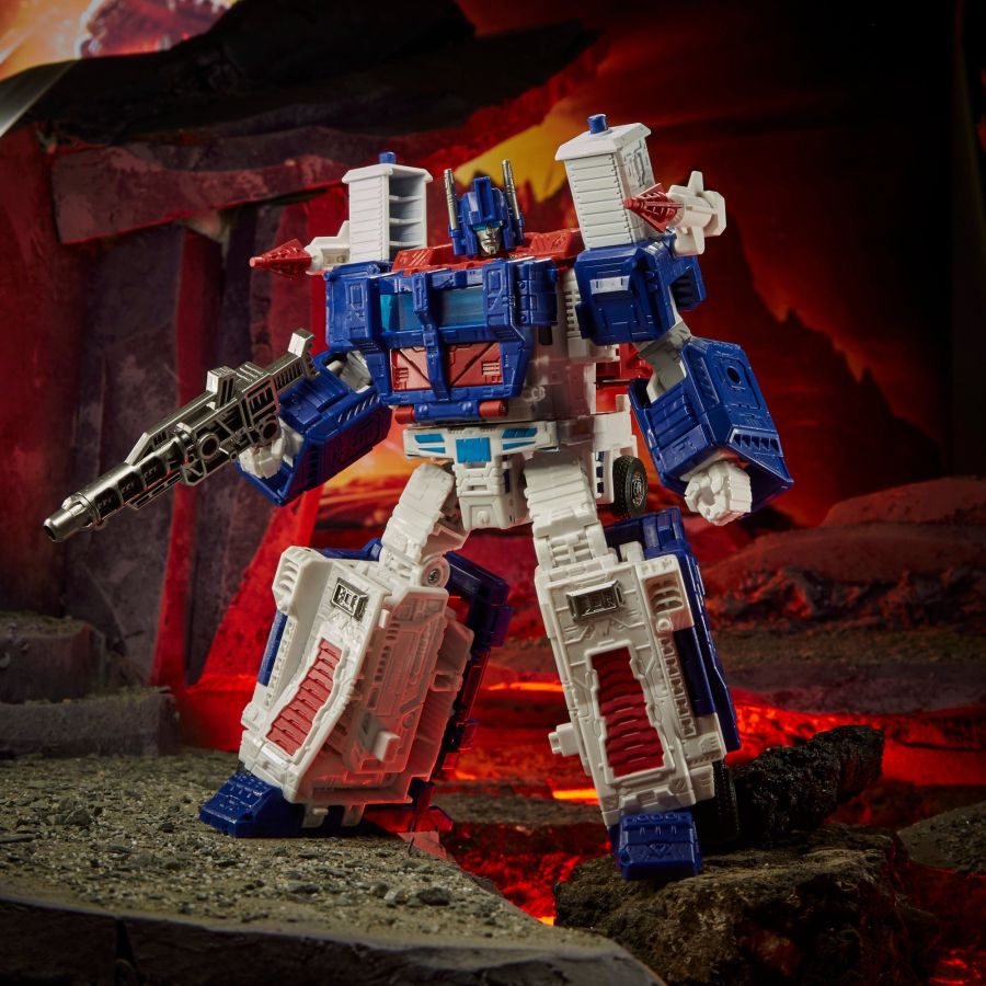 Kingdom-Ultra-Magnus-07.jpg