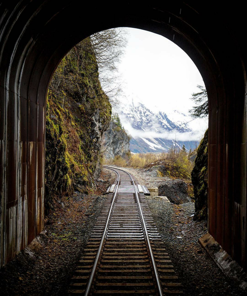 тоннель-железная-дорога-горы-6337849.png