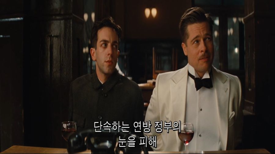 Inglourious Basterds (2009) (1080p BluRay x265 10bit Tigole)==27315411__.mkv_20201209_012655.462.jpg