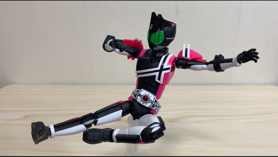 가면라이더_가면라이더 디케이드_kamenrider decade_피규어라이즈_피겨라이즈_반다이_프라모델_건담_건프라_figure rise standard_피겨 라이즈 스탠다드_피규어라이즈 스탠다드_건프라_bandai.mpeg_20201221_205257.226.jpg