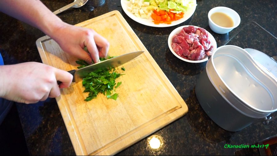 (브금) [덕국음식] 2차대전 독일군 채소스튜 & 피셸스타이너 아인토프_93.jpg